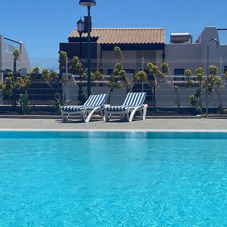 Sunny Luxury Apartment With Two Great Sunny - Level Terraces, Two Swimming Pools, In A New Complex Pueblo Majorero, Close To Fuerteventura Golf Club, Next To The Beach , Atlantico Shopping Mall And Casino In Caleta De Fuste Exteriér fotografie