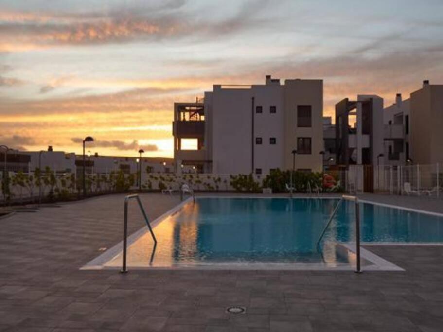Sunny Luxury Apartment With Two Great Sunny - Level Terraces, Two Swimming Pools, In A New Complex Pueblo Majorero, Close To Fuerteventura Golf Club, Next To The Beach , Atlantico Shopping Mall And Casino In Caleta De Fuste Exteriér fotografie